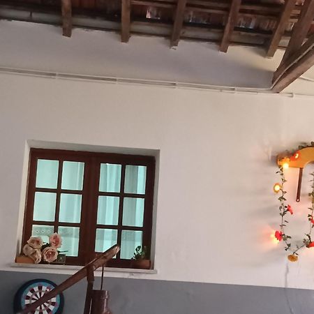 Casa Da Vovo Ceu - Casa De Campo Gandaresa - Country House, Entre Coimbra E Aveiro, A 15 Minutos Carro Praia Mira - Quintal Com Piscina Insuflavel カンタニェデ エクステリア 写真